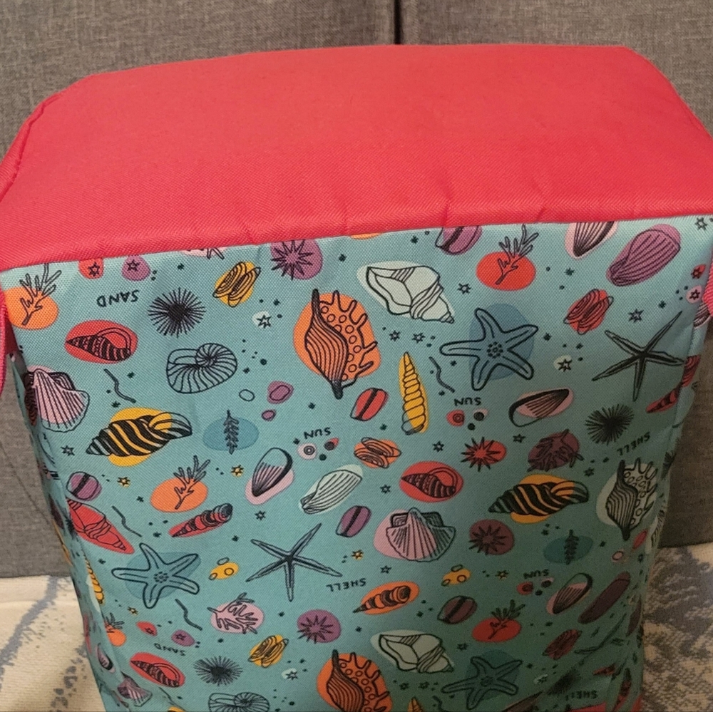 Tupperware Insulated Backpack - Picture 10 of 12